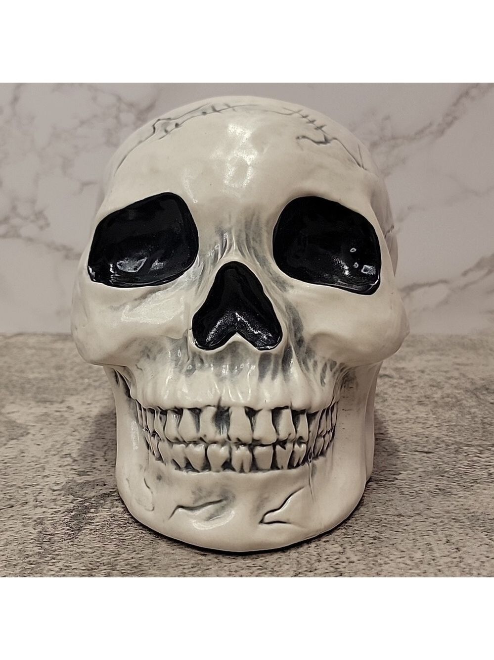 Ceramic Skull Candy Dish - Picture 5 of 12